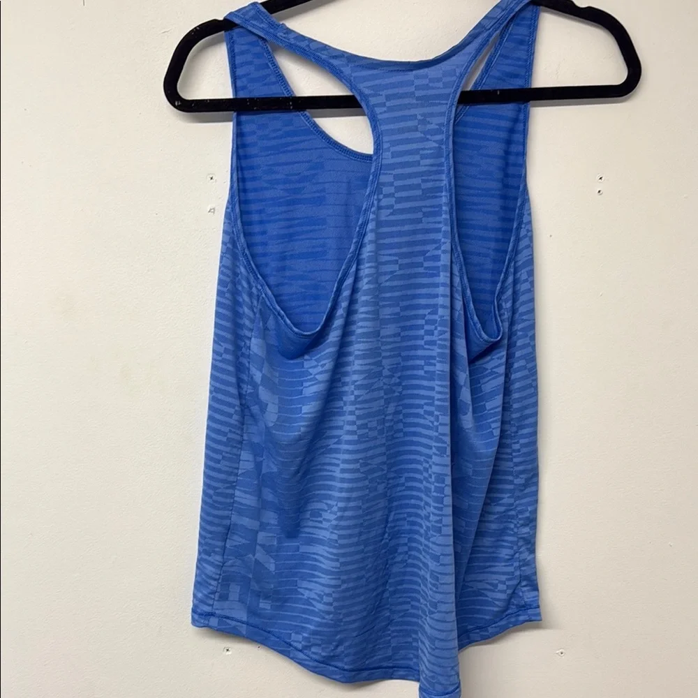 Nike Blue Patterned Dri-FIT Racerback Tank Top - Picture 3 of 3
